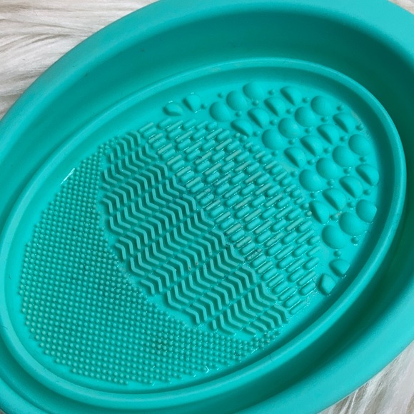 Blue silicone make up brush cleaner sponge cleaner - Picture 10 of 11